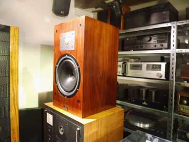 Monitor Audio HiFi-Monitor R852 biamping Echtholz matching numbers